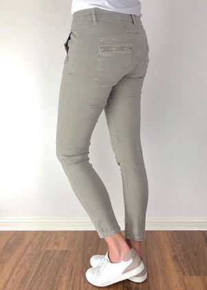ITALIAN STAR Button Jeans - Beige JEANS - Zabecca Living
