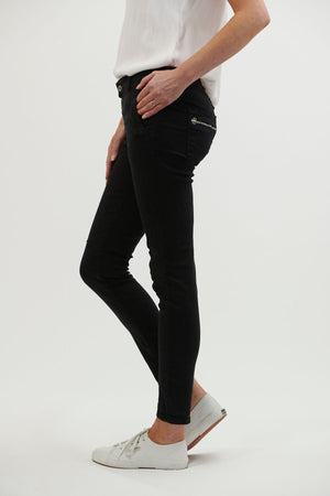 ITALIAN STAR Button Jeans - Black JEANS - Zabecca Living