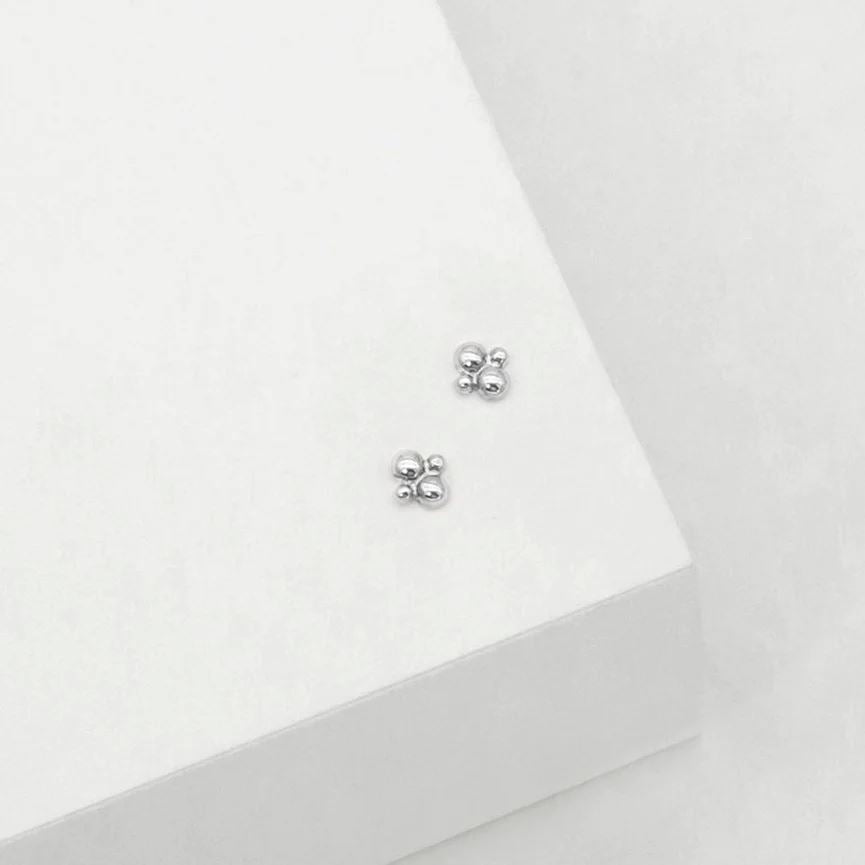 LINDA TAHIJA Cluster Stud Earrings - Sterling Silver Earrings - Zabecca Living