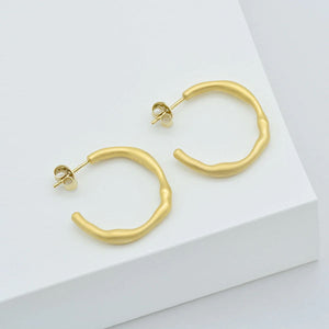 LINDA TAHIJA Ivy Large Hoop Earrings - Gold Plated Earrings - Zabecca Living