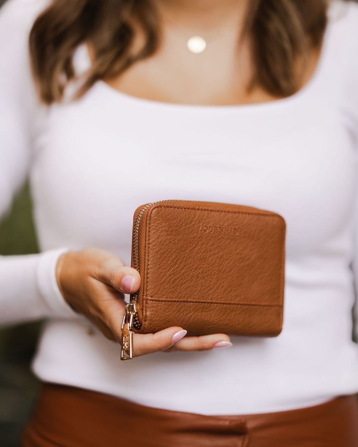 LOUENHIDE Aria Wallet - Tan WALLET - Zabecca Living