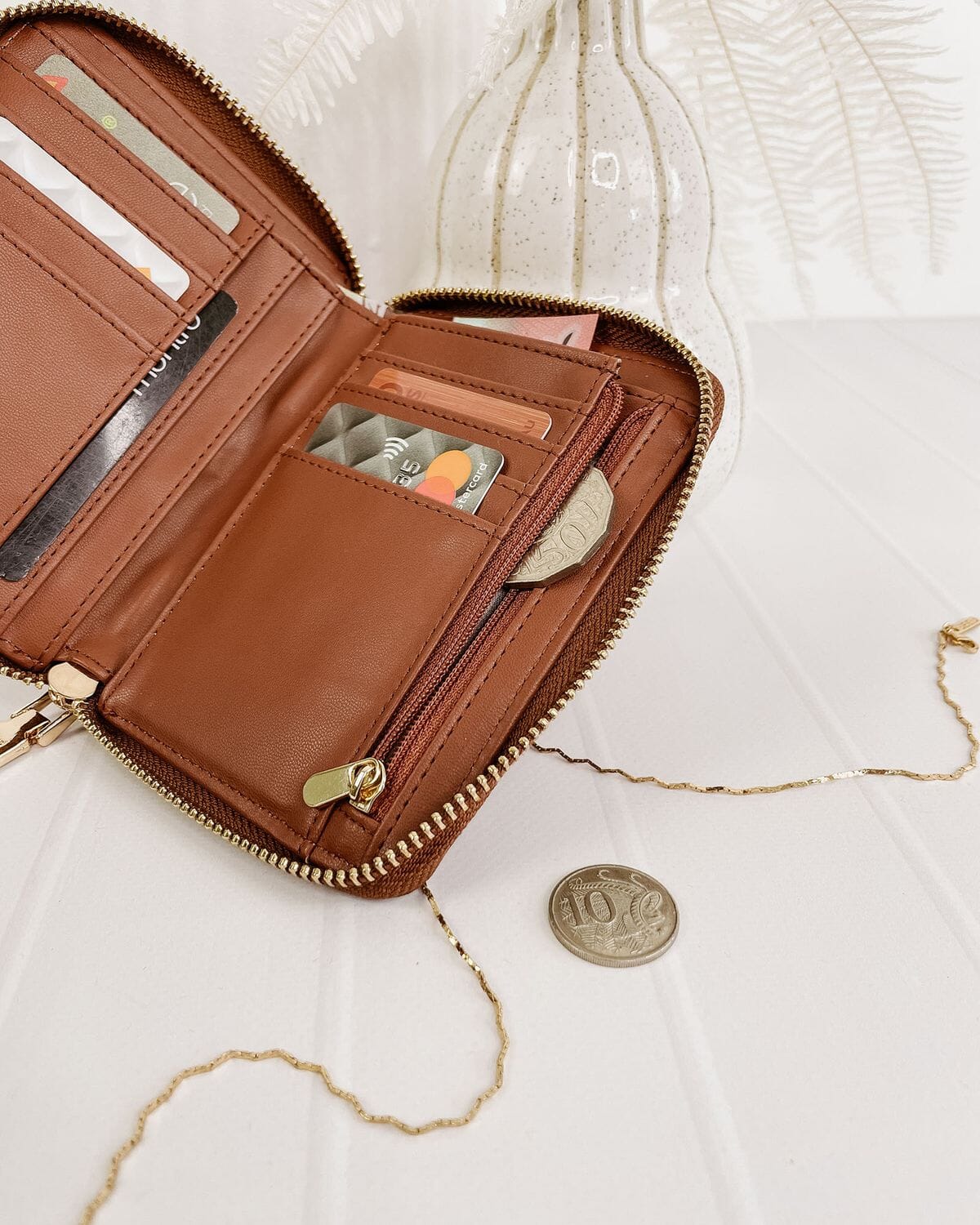 LOUENHIDE Aria Wallet - Tan WALLET - Zabecca Living