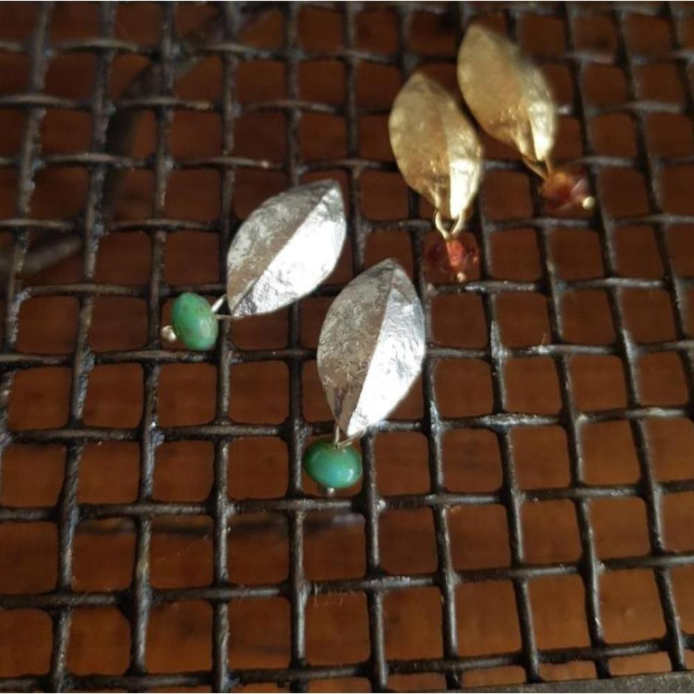 PAIRD Brushed Leaf Stud Earrings - Zabecca Living