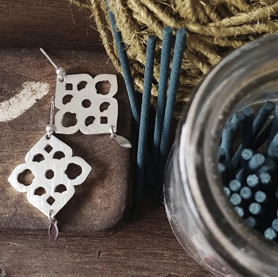 PAIRD Medina Studs - Gold Earrings - Zabecca Living
