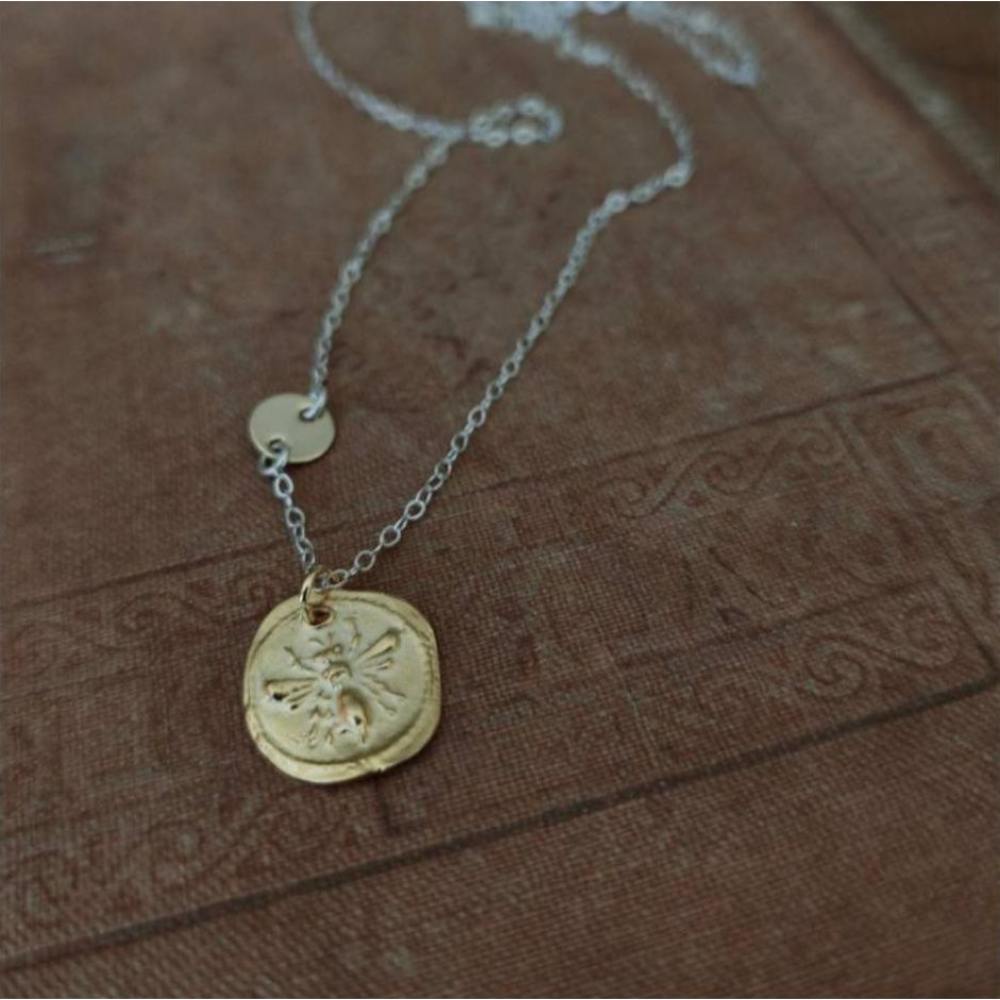 PAIRD Queen Bee Necklace Necklace - Zabecca Living