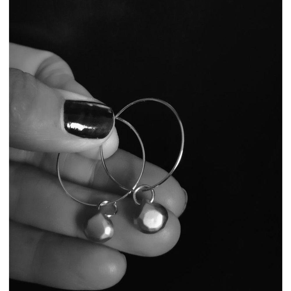 PAIRD Satin Clam Shell Mid Hoops Earrings - Zabecca Living