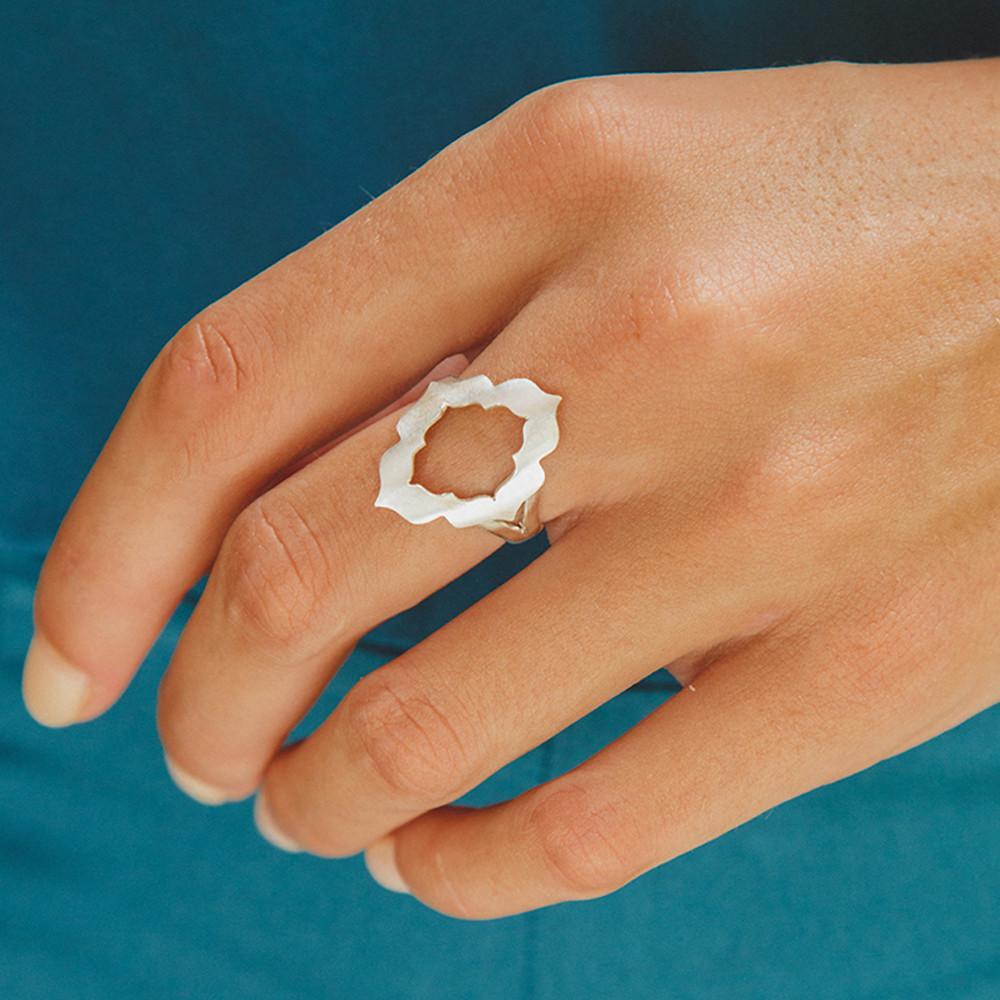 ROYAL HAMAM Taj Queen Ring Ring - Zabecca Living