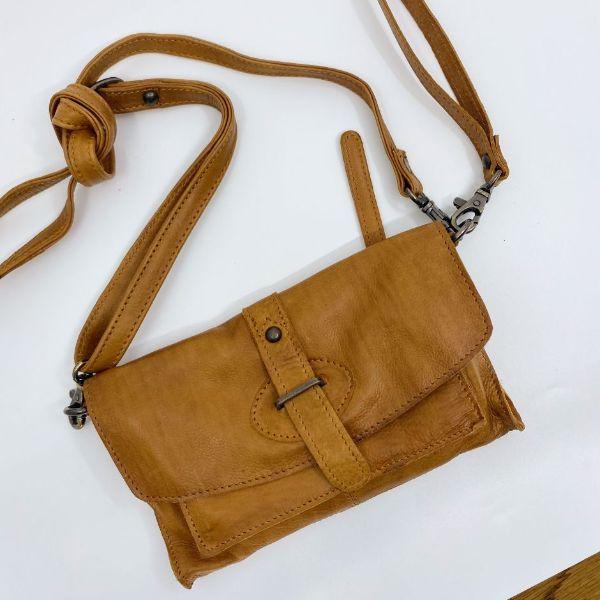 RUGGED HIDE Amelia Clutch - Tan Purse - Zabecca Living
