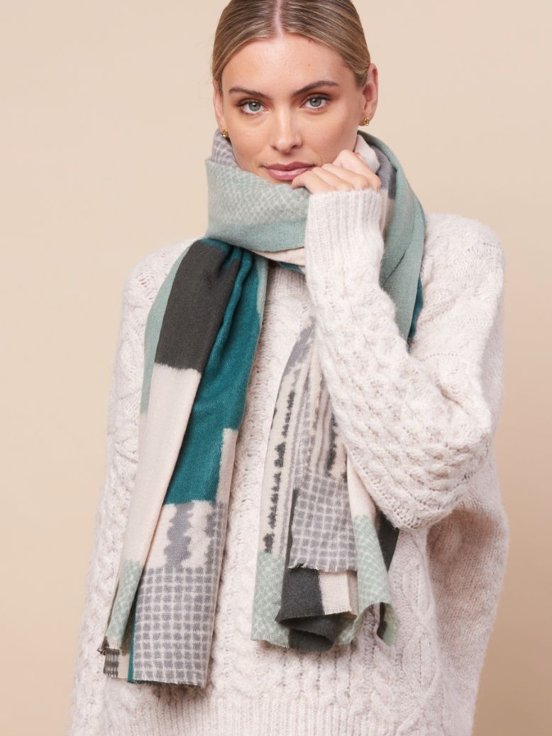 TIGER TREE Macedon Scarf - Sage scarf - Zabecca Living